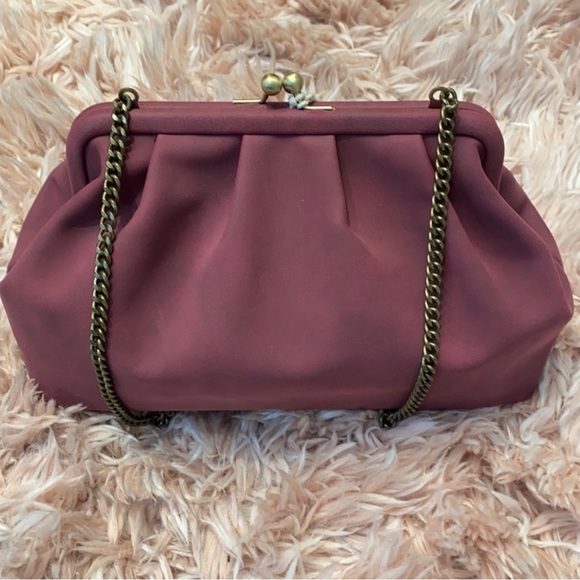 NWT frame Clutch by
Universal Thread - Picture 2 of 7